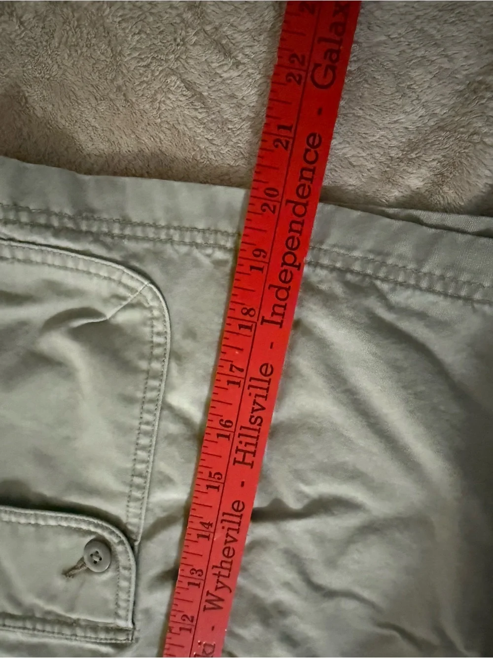 Cherokee Men's Cargo Shorts in Khaki Green